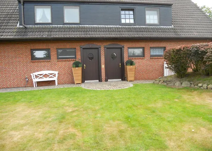 Biberhues-og Lägenhet *